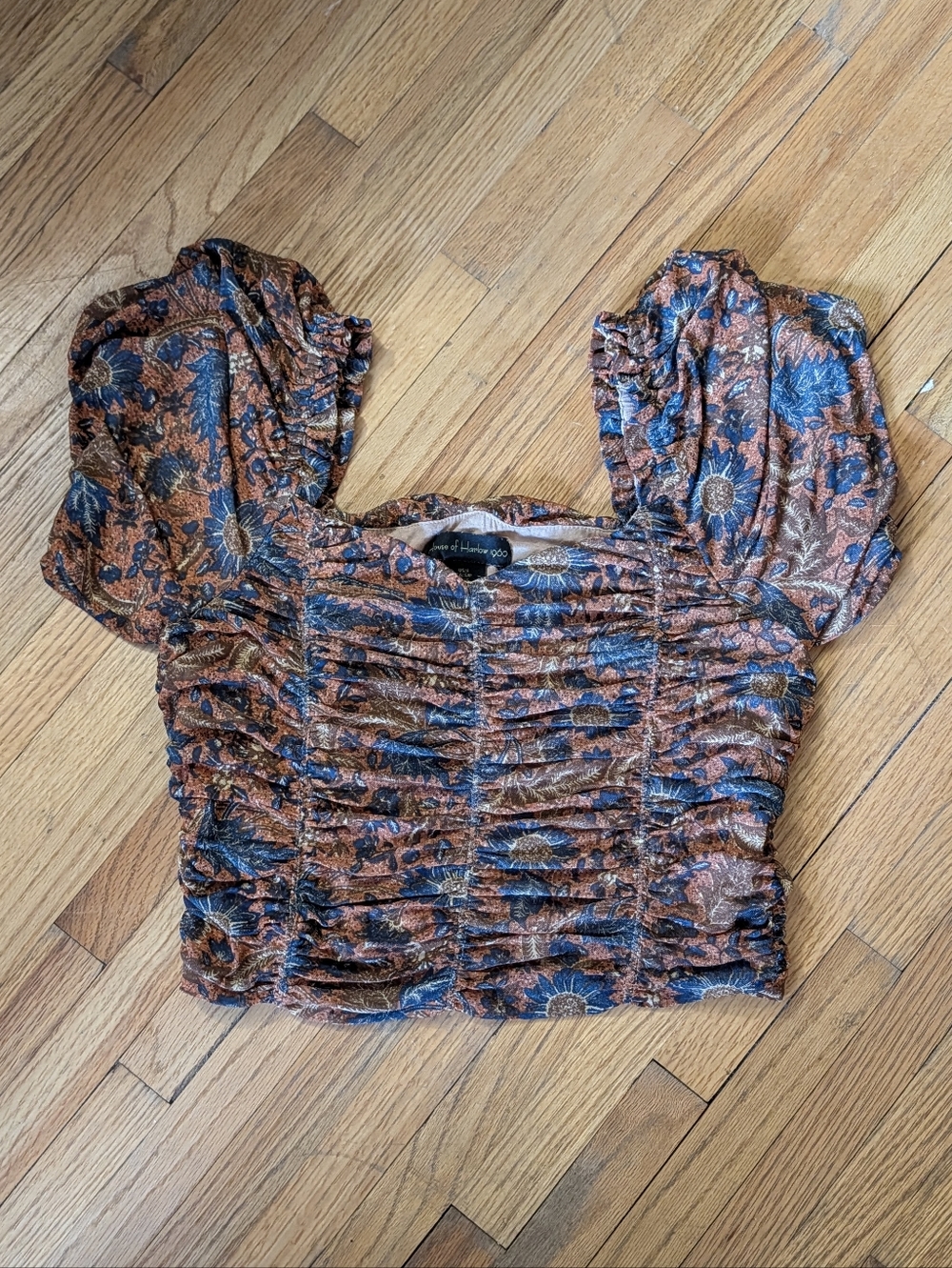 House of Harlow Floral Ruched Puff Sleeve Crop Top